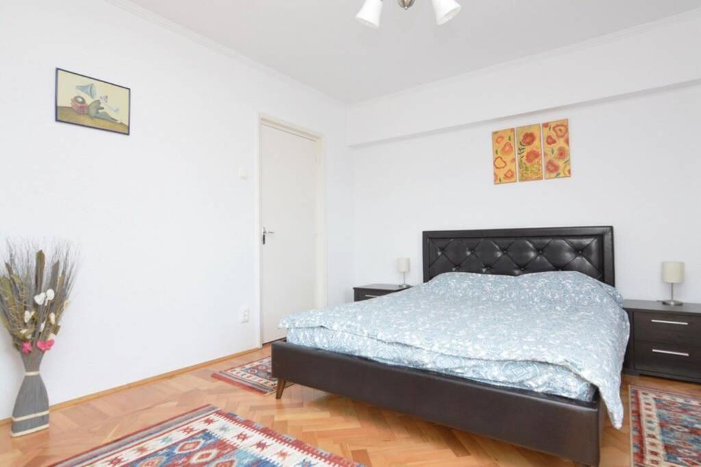 Apartament Ultracentral Piata Unirii Lejlighed Bukarest Eksteriør billede